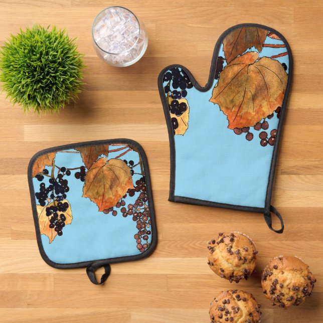 Art Nouveau Frost Grapes Oven Mitt & Pot Holder Set (Top Down)