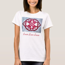 Art vivant de coeur de T-shirt d'amour d'amour