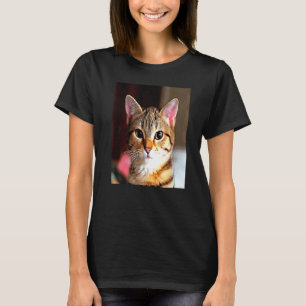 Artistic Baby Faced Yellow Eyed Brown Tabby Cat Po T-Shirt