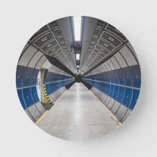 Artistic Perspective Spaceship Like Clock