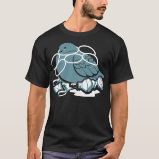 Artistic Pigeon Graphic Design Trash Plastic Pigeo T-Shirt
