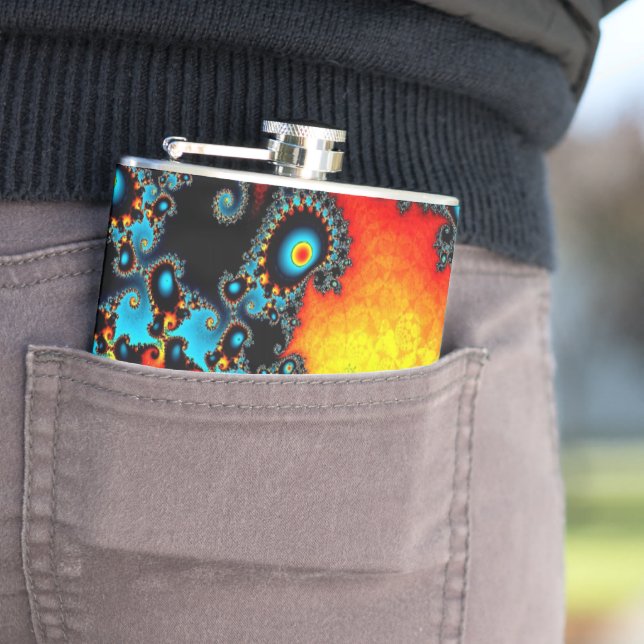 Artsy Design Hip Flask (In Situ)