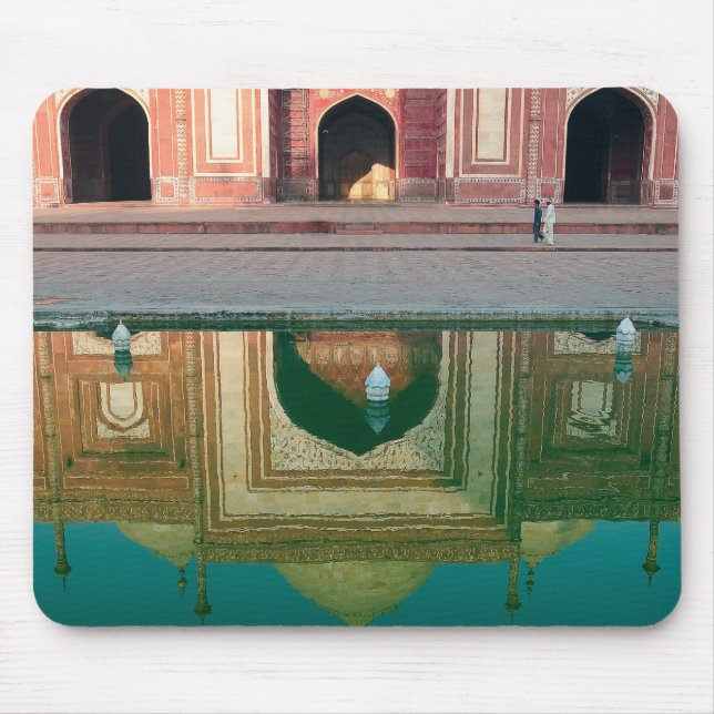 Asia, India, Uttar Pradesh, Agra. On the 2 Mouse Pad (Front)