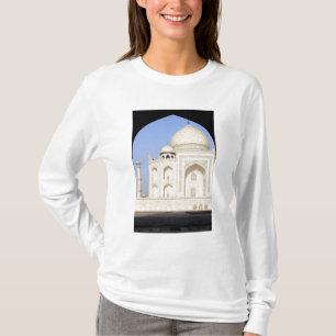 Asia, India, Uttar Pradesh, Agra. The Taj 2 T-Shirt