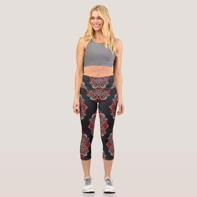 Asian paisley elements, boho vintage pattern. capri leggings (Front)