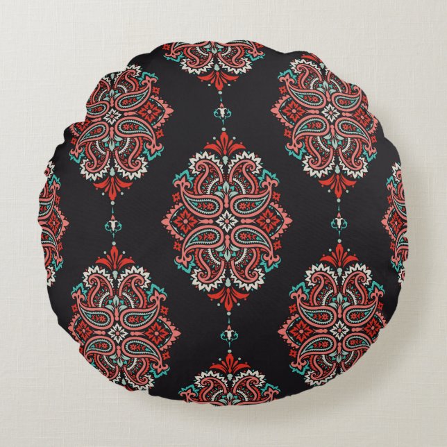 Asian paisley elements, boho vintage pattern. round pillow (Front)