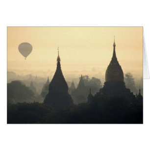 Asie, Birmanie, (Myanmar), Pagan (Bagan) Montgolfi