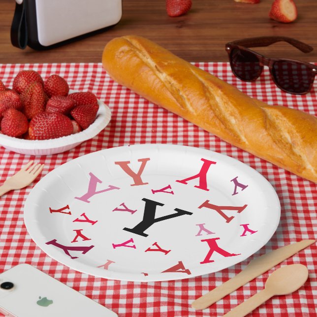 Assiette en carton - Lettres brouillées en rouges  (Pique-nique)