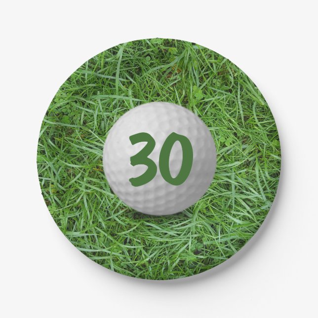 Assiettes En Carton 30e anniversaire Golf Ball on Grass Papier Plaque (Devant)
