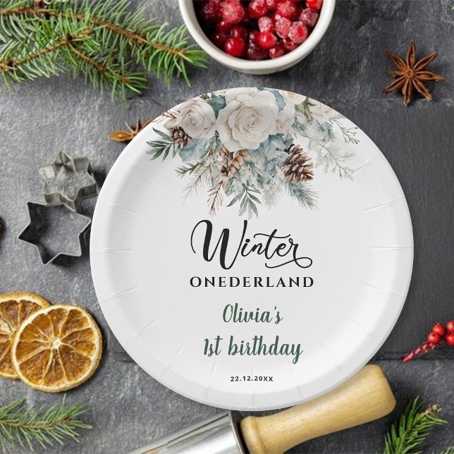 Assiettes En Carton À feuillage persistant hiver Onederland Premier an (Créateur téléchargé)