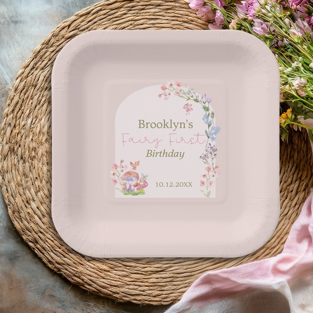 Assiettes En Carton Aquarelle Whimsical Champignons Fée Premier annive (Whimsical Watercolor Mushroom Fairy First Birthday Paper Plates)