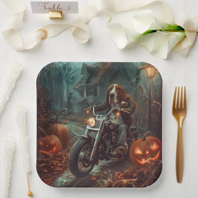 Assiettes En Carton Basset Hound équitation moto Halloween effrayant (Mariage)