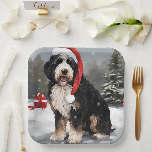 Assiettes En Carton Bernedoodle Chien dans Noël de neige (Mariage)