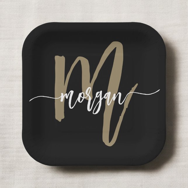 Assiettes En Carton Black Gold Modern Script Girl Monogramme Nom (Créateur téléchargé)