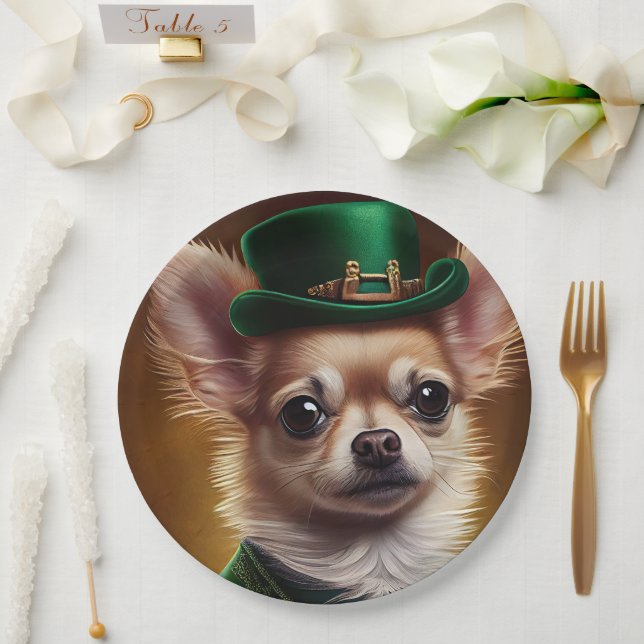 Assiettes En Carton Chihuahua Chien en robe de la Saint Patrick (Mariage)
