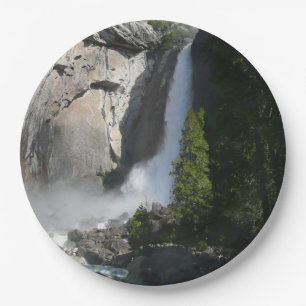 Assiettes En Carton Chutes inférieures de Yosemite au sentier des chut