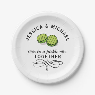 Assiettes En Carton Couples dans des conserves au vinaigre ensemble