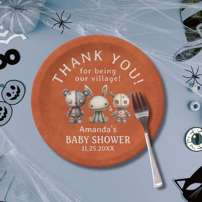 Assiettes En Carton Custom Orange Halloween prend Baby shower de villa (Custom Orange Halloween Takes Village Baby Shower Paper Plates)