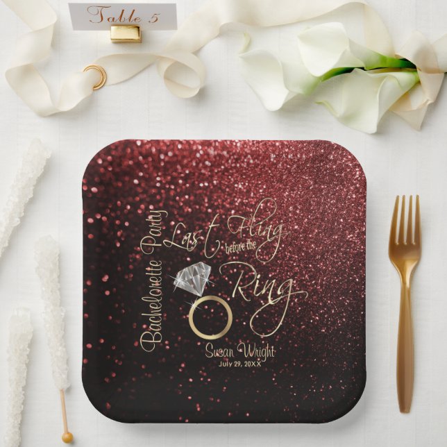 Assiettes En Carton Dernier Fling avant l'anneau Bachelorette rouge  (Mariage)