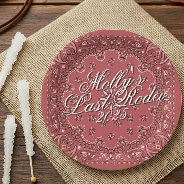 Assiettes En Carton Dernier Rodéo personnalisé Red Western Bachelorett (Pack your boots and cowboy hat for an epic bachelorette weekend! )