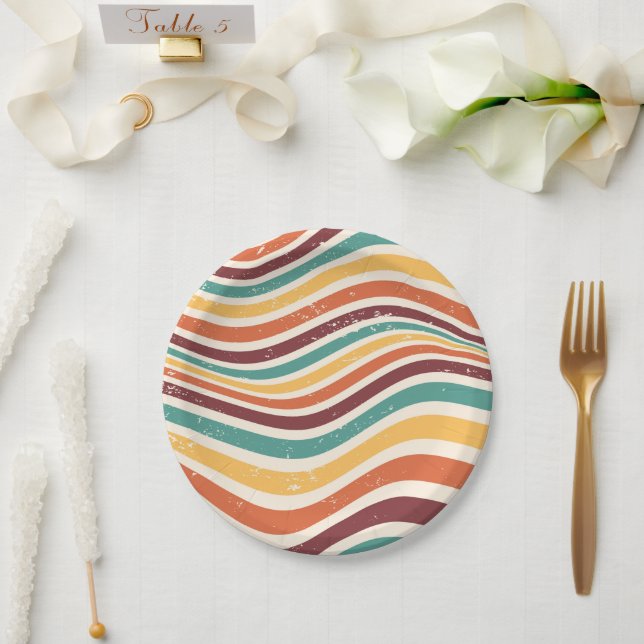 Assiettes En Carton Des rayures ondulées, grunge. Super rétro (Mariage)