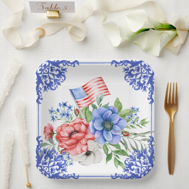 Assiettes En Carton Drapeau américain floral rouge, blanc et bleu (Mariage)