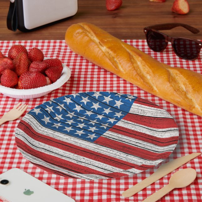 Assiettes En Carton Drapeau Américain sur Motif Patiné en bois (Pique-nique)