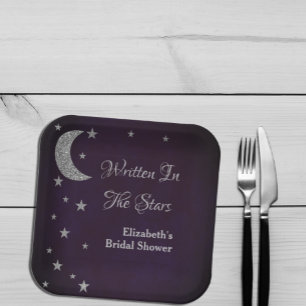 Assiettes En Carton Écrit Dans La Fête des mariées Des Étoiles