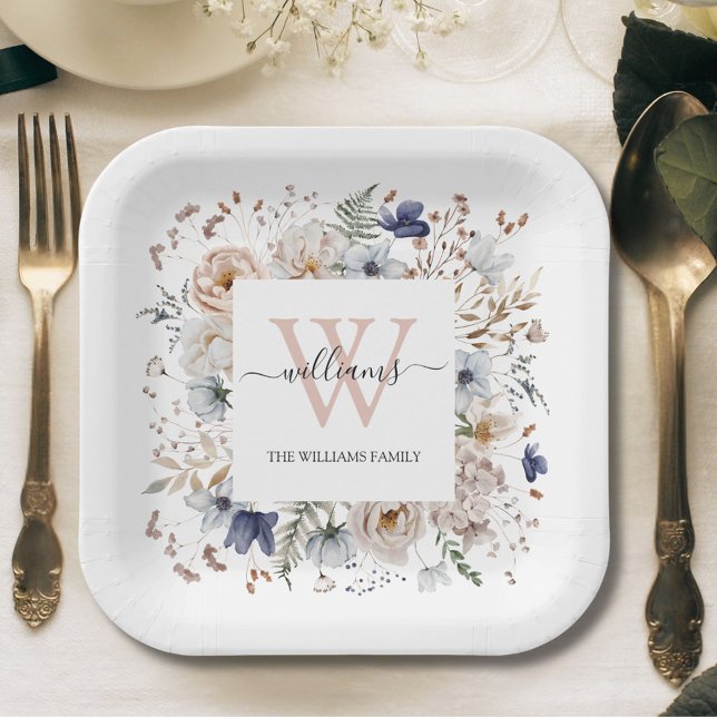 Assiettes En Carton Elegant Monogram Pretty Beige Blue Flowers Floral (In situ)