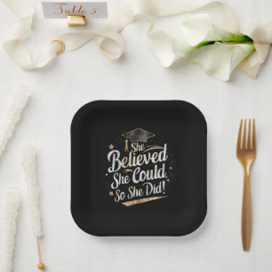 Assiettes En Carton Elle a cru qu'elle pouvait donc elle l'a fait remi