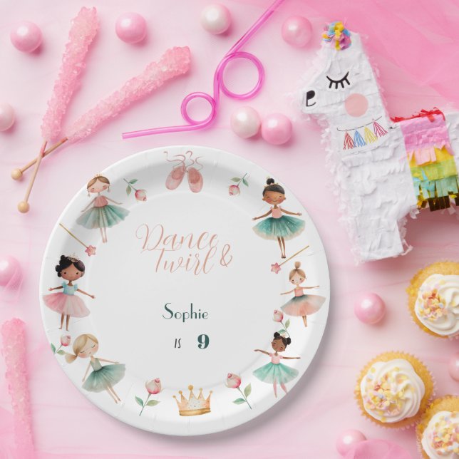Assiettes En Carton Fête d'anniversaire de la danse et de la fillette (Fête)