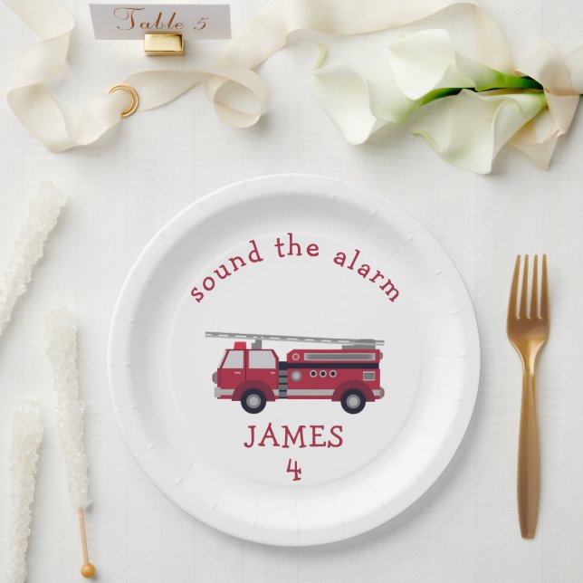 Assiettes En Carton Fête de camion rouge personnalisée (Mariage)