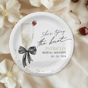 Assiettes En Carton Fête de fiançailles à Champagne She's Tying the Kn