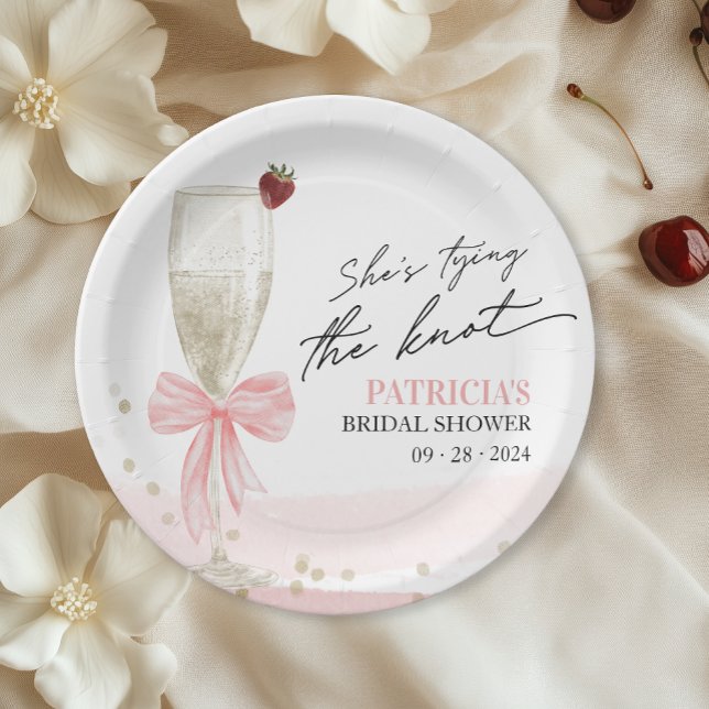 Assiettes En Carton Fête de fiançailles Champagne She's Tying the Knot (Créateur téléchargé)