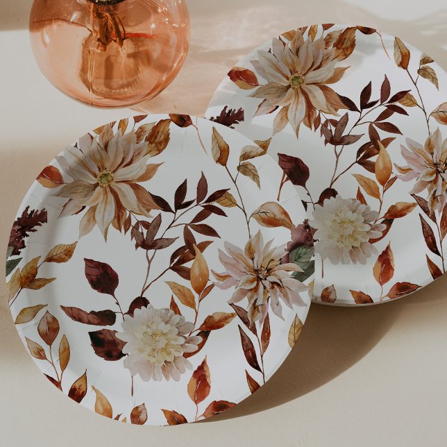 Assiettes En Carton Fleurs de feuilles rustiques d'automne (Rustic Fall Leaves Floral Wedding Decor Paper Plates by Painted Paperie
)