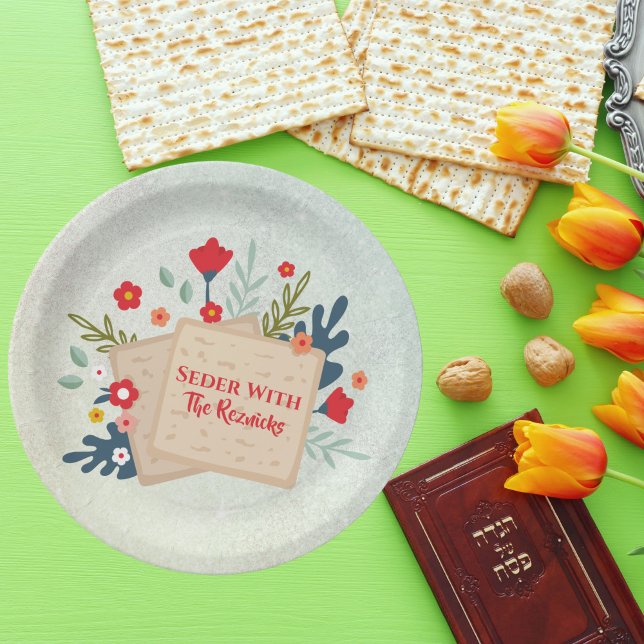 Assiettes En Carton Fleurs vertes avec Seder Matzah Passover (Créateur téléchargé)