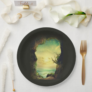 Assiettes En Carton Grotte surplombant une mer tropicale Photo Pittore