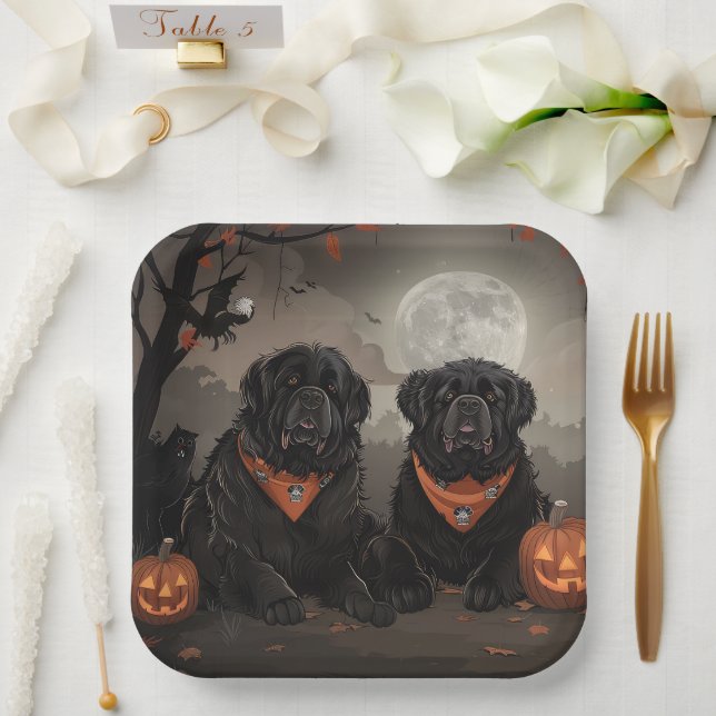 Assiettes En Carton Halloween de Terre-Neuve Éffrayant (Mariage)