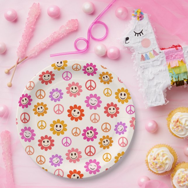 Assiettes En Carton Joyeuses fleurs rétro souriantes avec des signes d (Fête)
