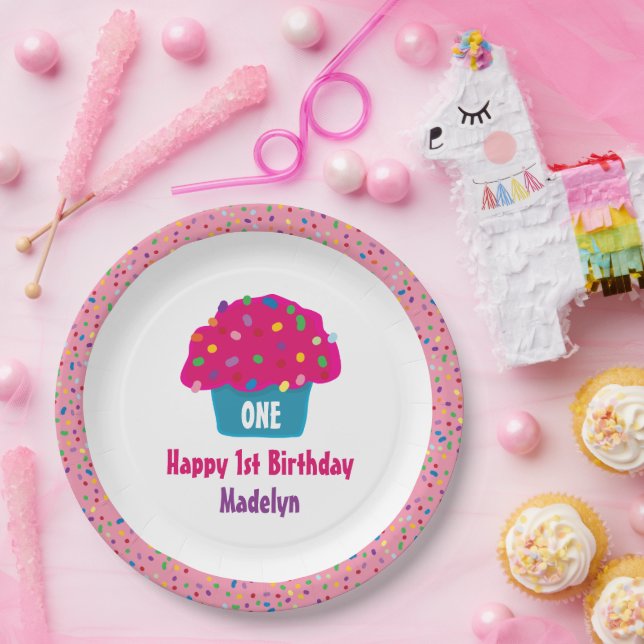 Assiettes En Carton Joyeux Anniversaire Frosted Cupcake Rainbow Sprink (Fête)