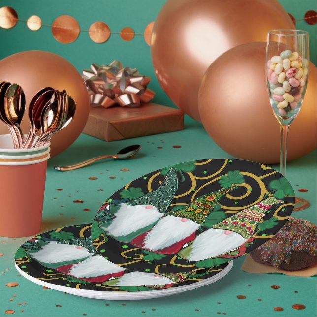 Assiettes En Carton Joyeux GNOMES du jour de St. Patty (Multi)