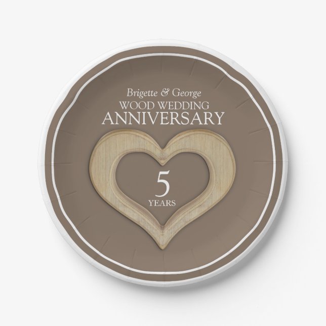 Assiettes En Carton Mariage de bois Anniversaire 5 ans coeur brun (Devant)