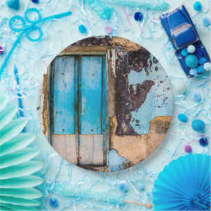 Assiettes En Carton Mur bleu et porte