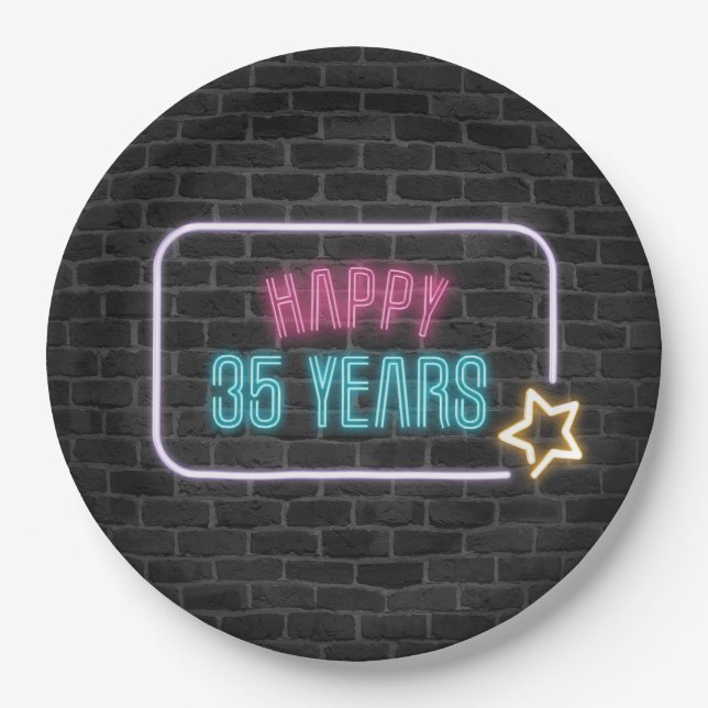 Assiettes En Carton Neon 35e Marque d'anniversaire sur mur de briques (Devant)