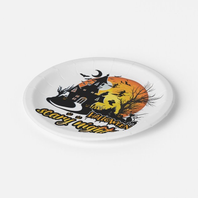 Assiettes En Carton Nuit d'Halloween effrayant (Angle)