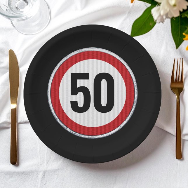 Assiettes En Carton Panneau rouge circulaire avec anniversaire personn (Créateur téléchargé)