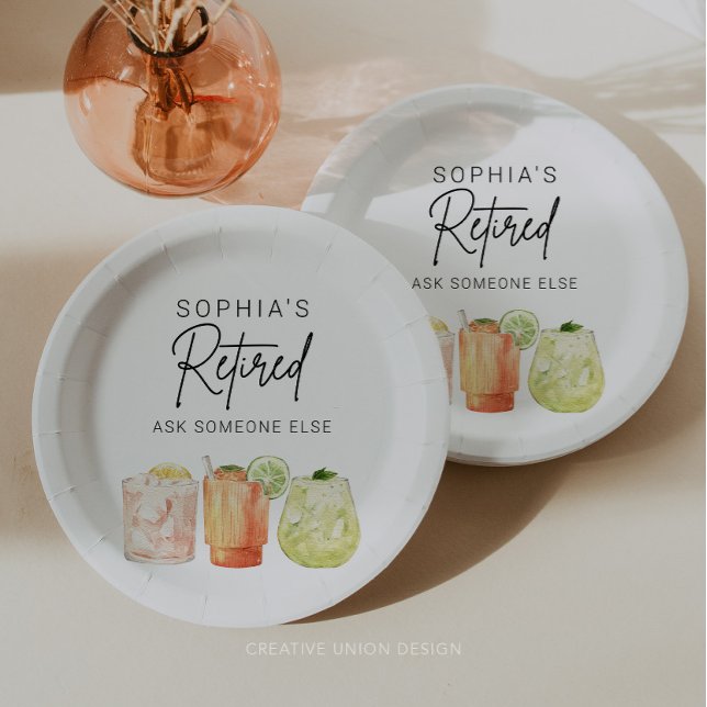 Assiettes En Carton Partie de retraite Drôle Plaques de papier Drôle D (Créateur téléchargé)