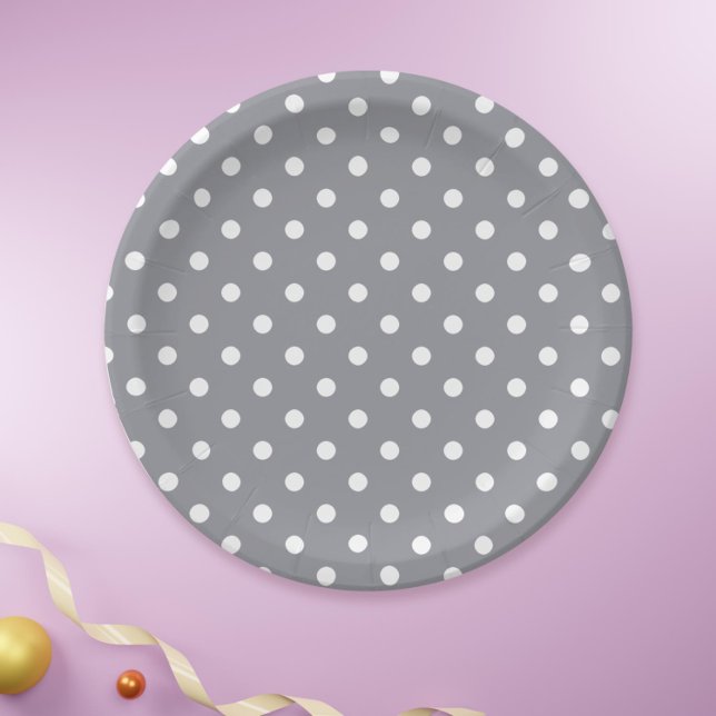 Assiettes En Carton Point Polka gris (Simple grey polka dot festive paper plates by Kinda Cute by Patricia Alvarez)