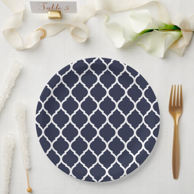 Assiettes En Carton Quatrefoil bleu marine et blanc marocain (Mariage)