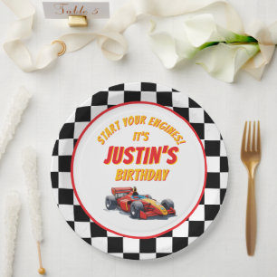 Assiettes En Carton Rejoignez la course de voitures de l'équipe de Pit